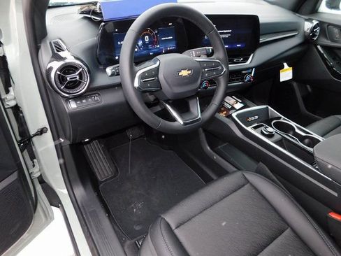 New 2026 Chevrolet Equinox LT w/ Convenience Package II image 14