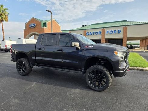Used 2023 Chevrolet Silverado 1500 LT Trail Boss w/ Protection Package AWD/4WD image 3