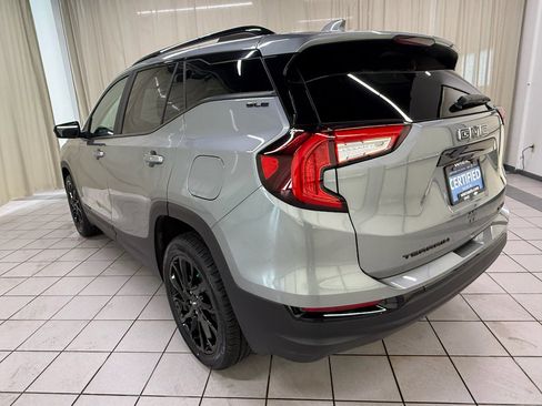 Used 2023 GMC Terrain SLE w/ Driver Convenience Package AWD/4WD image 8