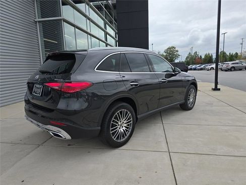 Used 2026 Mercedes-Benz GLC 300 4MATIC image 3