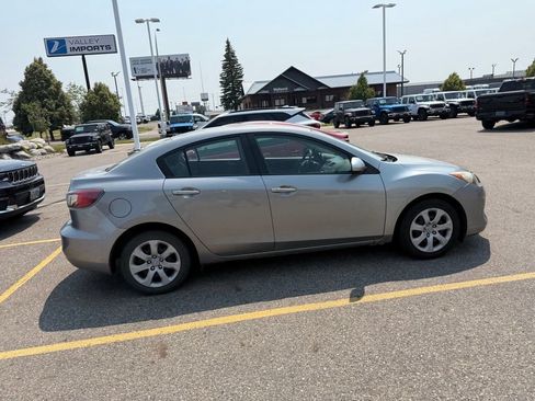 Used 2013 MAZDA MAZDA3 i Sport FWD image 5