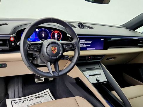 Used 2025 Porsche Macan 4S Electric w/ Premium Package AWD/4WD image 13