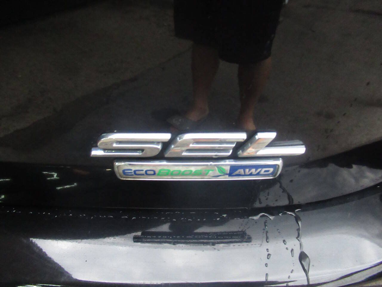 Used 2018 Ford Edge SEL w/ Equipment Group 201A AWD/4WD image 9