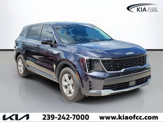 Used 2025 Kia Sorento LX FWD video 1