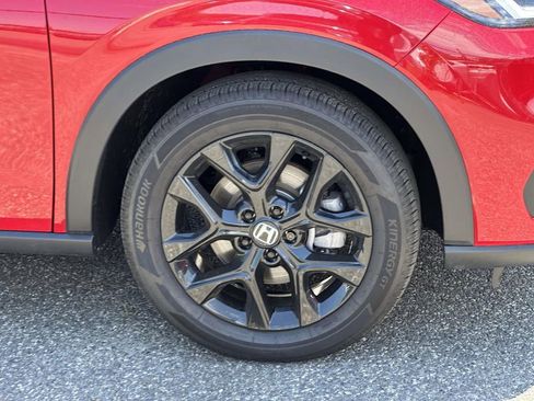 Certified 2025 Honda HR-V Sport image 6