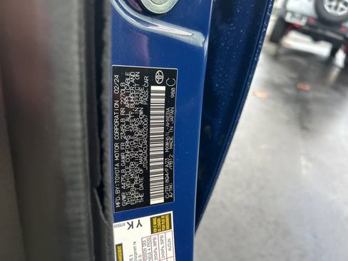 Used 2024 Toyota Prius Prime SE image 37