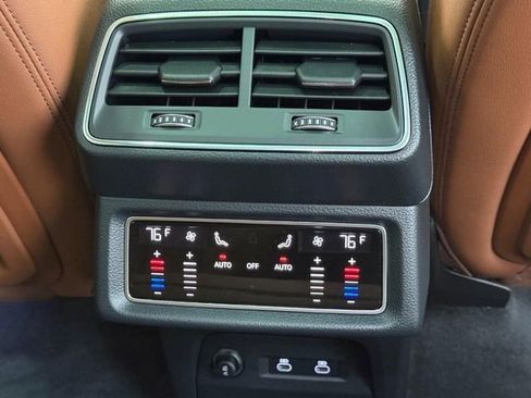 Used 2022 Audi e-tron Premium image 12