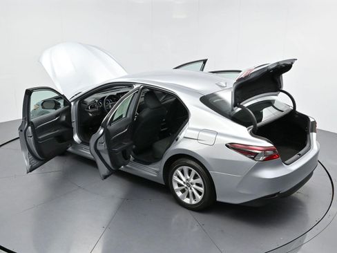 Used 2024 Toyota Camry LE FWD image 39