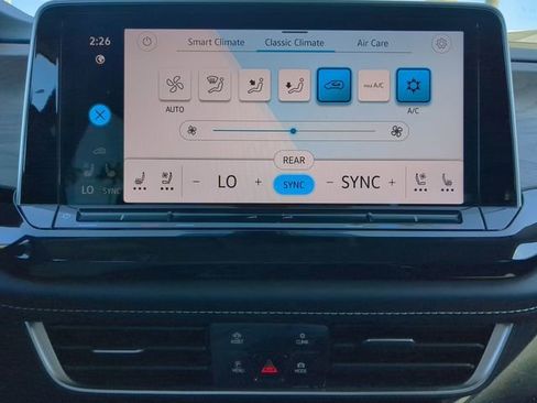 Certified 2024 Volkswagen Atlas SE image 23