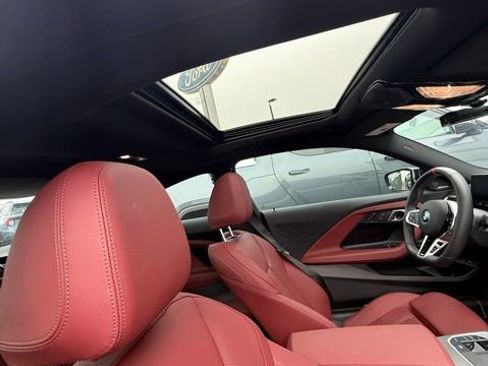 Used 2025 BMW M240i xDrive Coupe w/ Premium Package image 15