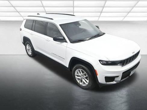 New 2025 Jeep Grand Cherokee L Laredo image 10