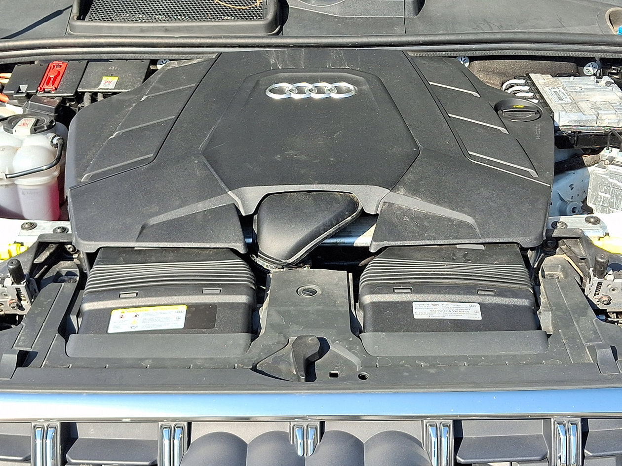 Used 2025 Audi Q7 3.0T Premium Plus AWD/4WD image 29