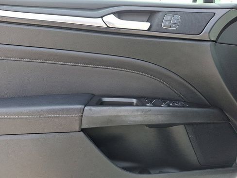 Used 2017 Ford Fusion Titanium image 12