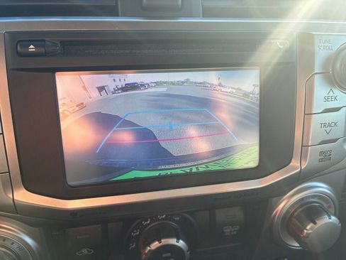 Used 2019 Toyota 4Runner SR5 Premium w/ Wilderness Package AWD/4WD image 23