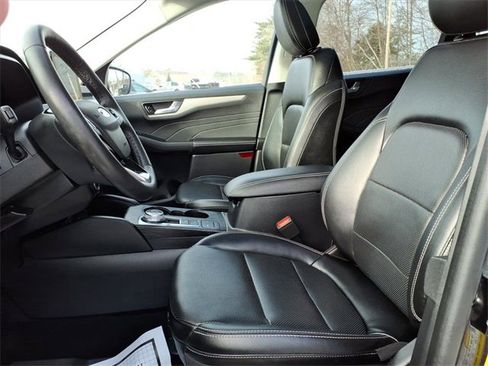 Used 2022 Ford Escape SEL image 10