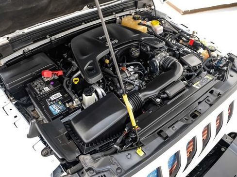Used 2021 Jeep Wrangler Unlimited Rubicon AWD/4WD image 44