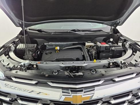 Used 2026 Chevrolet Equinox LT FWD image 38