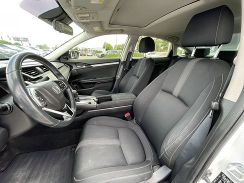 Used 2019 Honda Civic EX image 18