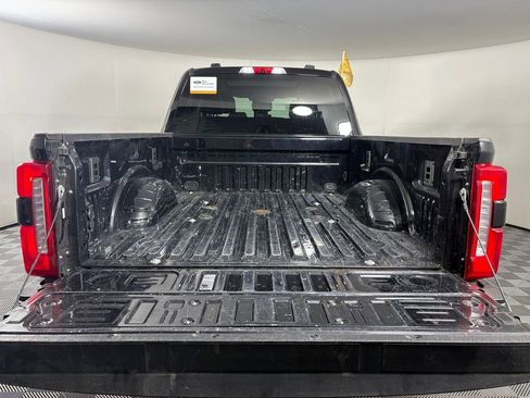 Certified 2025 Ford F350 Lariat AWD/4WD image 32