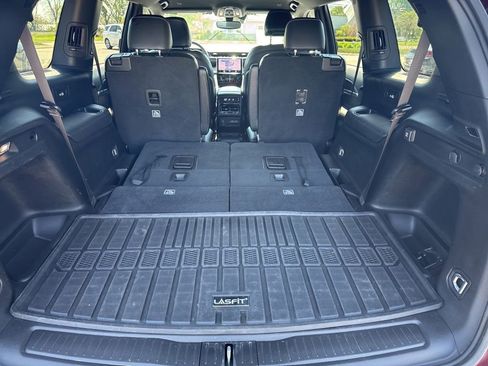 Used 2024 Jeep Grand Cherokee L Limited AWD/4WD image 43