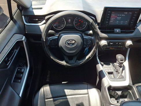 Used 2019 Toyota RAV4 LE w/ All Weather Liner Package AWD/4WD image 13