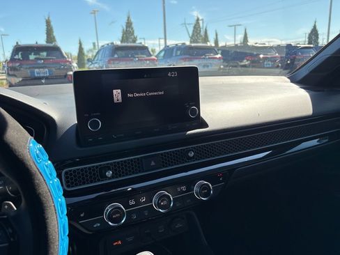 Used 2025 Honda Civic Sport image 3