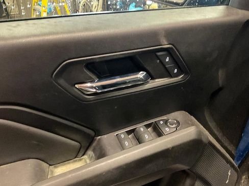 Used 2023 Chevrolet Colorado LT w/ LT Convenience Package III image 22