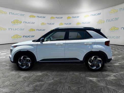 New 2025 Hyundai Venue Limited image 4