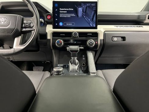 Used 2024 Toyota Tacoma TRD Off-Road AWD/4WD image 32