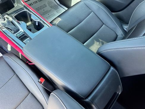Used 2018 Honda Accord Sport image 23