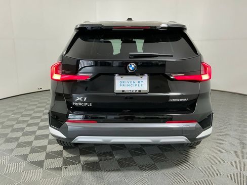 Certified 2025 BMW X1 xDrive28i w/ Convenience Package AWD/4WD image 6