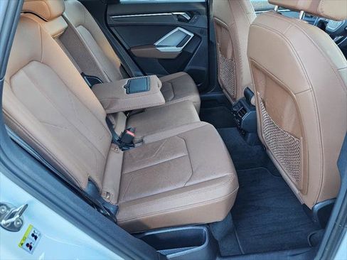 Used 2022 Audi Q3 2.0T Premium Plus w/ Premium Plus Package image 6