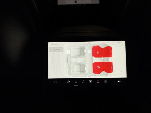 Used 2024 Tesla Model 3 Long Range AWD/4WD image 25