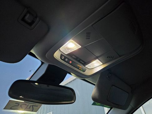 Used 2020 GMC Terrain SLT image 46