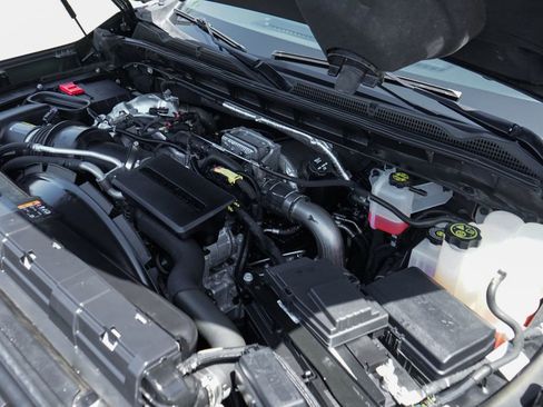 Used 2023 GMC Sierra 2500 AT4 AWD/4WD image 13