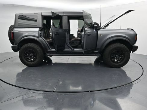 Used 2023 Ford Bronco Wildtrak AWD/4WD image 27