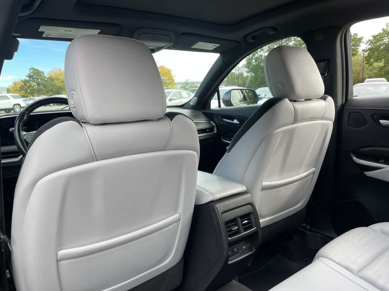 Certified 2024 Cadillac XT4 Sport AWD/4WD image 20