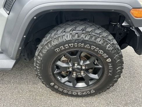 Used 2023 Jeep Wrangler Unlimited Sport AWD/4WD image 13