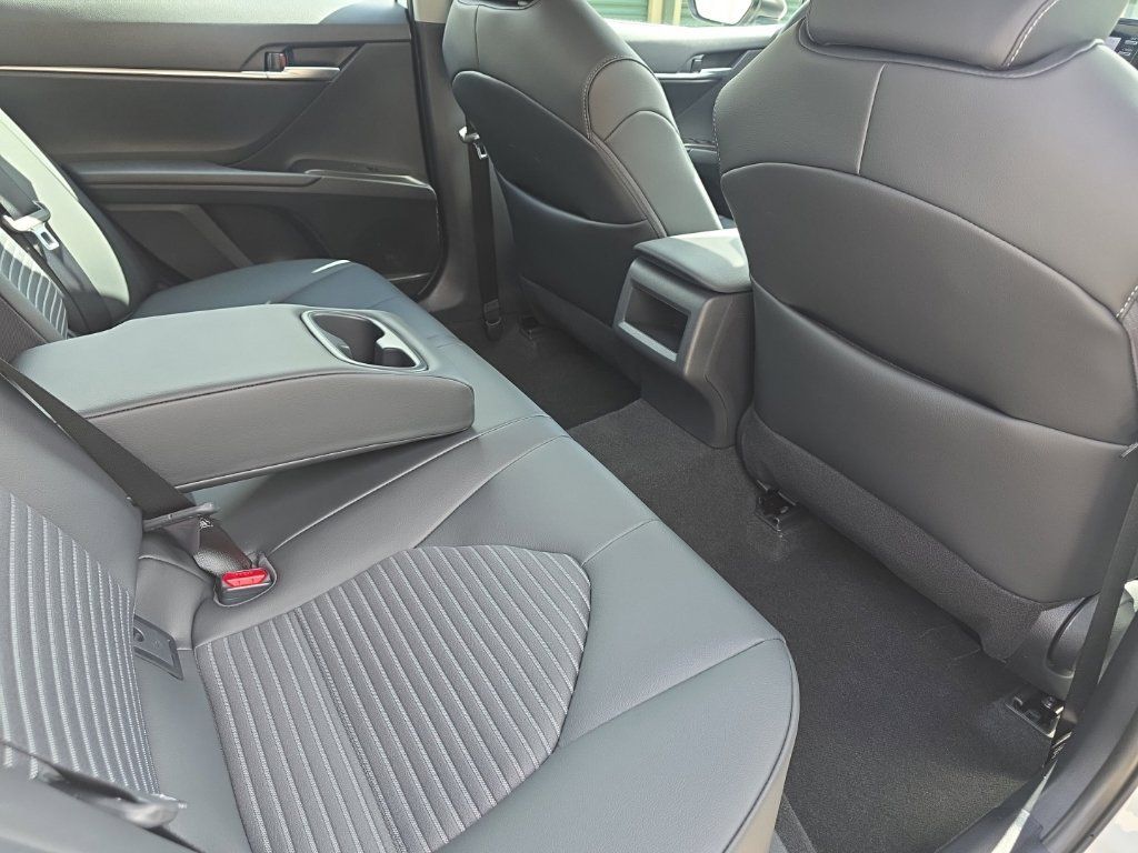 Certified 2024 Toyota Camry SE AWD/4WD image 15