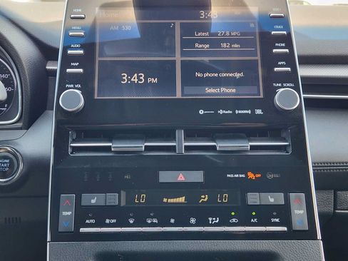 Used 2019 Toyota Avalon XSE FWD image 16