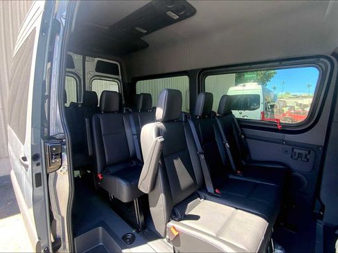 Used 2025 Mercedes-Benz Sprinter 2500 image 12