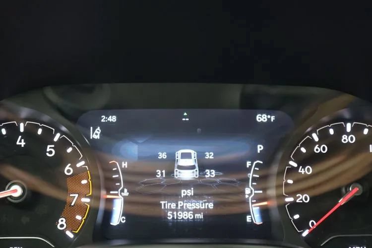 Used 2023 Jeep Compass Trailhawk AWD/4WD image 27