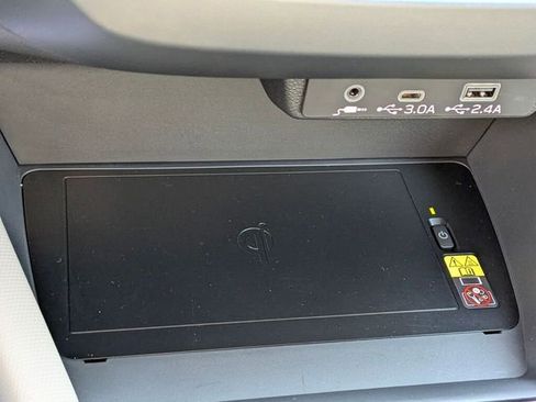 Certified 2025 Subaru Forester Limited image 24