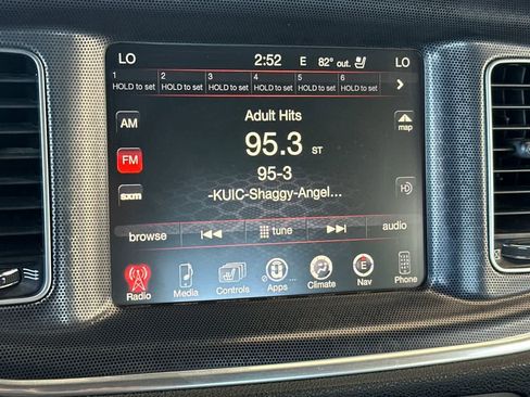 Used 2015 Dodge Charger R/T w/ Premium Group RWD image 19