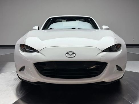 Used 2017 MAZDA MX-5 Miata RF Grand Touring RWD image 3