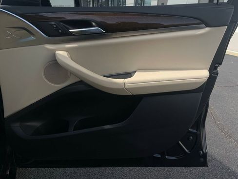 Used 2022 BMW X3 M40i w/ Parking Assistance Package image 31