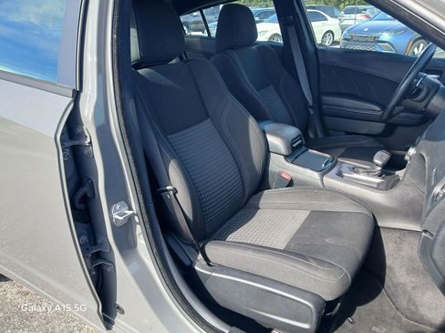Used 2018 Dodge Charger GT w/ Blacktop Package image 19
