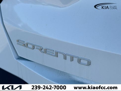 New 2026 Kia Sorento LX image 11