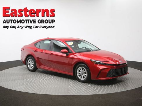 Used 2025 Toyota Camry LE FWD image 48