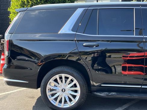 Used 2021 Cadillac Escalade Luxury image 20